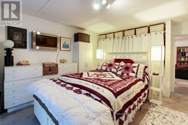 911 CEDAR POINTE COURT Collingwood Ontario photo 21