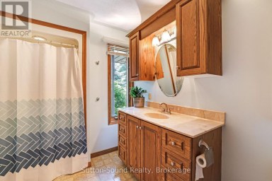 42 CARSON LAKE CRESCENT South Bruce Peninsula Ontario photo 20