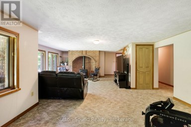 42 CARSON LAKE CRESCENT South Bruce Peninsula Ontario photo 24