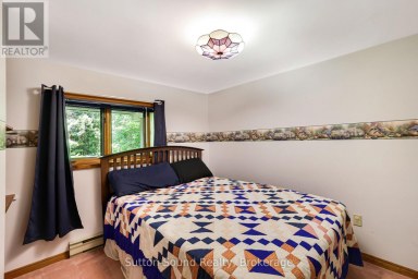 42 CARSON LAKE CRESCENT South Bruce Peninsula Ontario photo 26