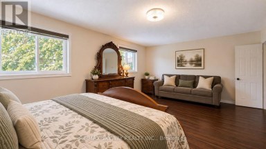 743 WINTERTON WAY Mississauga (Hurontario) Ontario photo 24