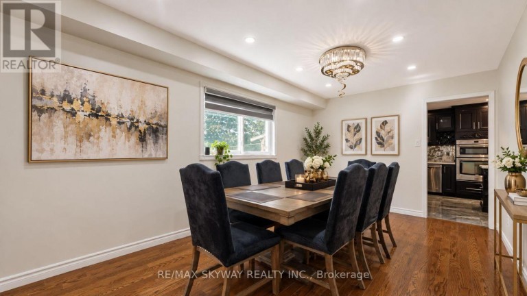 743 WINTERTON WAY, Mississauga (Hurontario), Ontario, L5R3H7