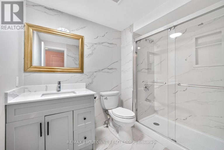 668 GREYCEDAR CRESCENT, Mississauga (Rathwood), Ontario, L4W3J7