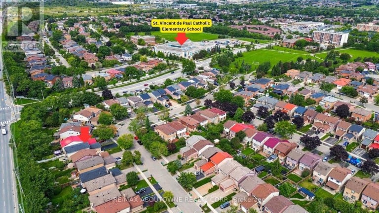 668 GREYCEDAR CRESCENT, Mississauga (Rathwood), Ontario, L4W3J7