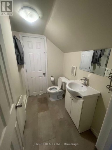 68 WHITTON ROAD, Hamilton (Westdale), Ontario, L8S4C7