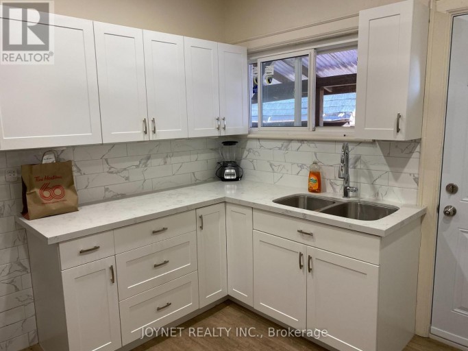 68 WHITTON ROAD, Hamilton (Westdale), Ontario, L8S4C7
