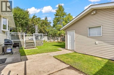 48 Butler Crescent NW Calgary Alberta photo 26