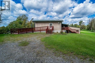 26 OAK LANE, Stone Mills (Stone Mills) Ontario