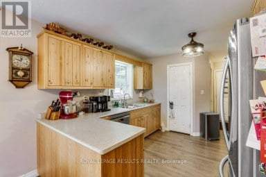 9232 EAST STREET Bayham (Straffordville) Ontario photo 14