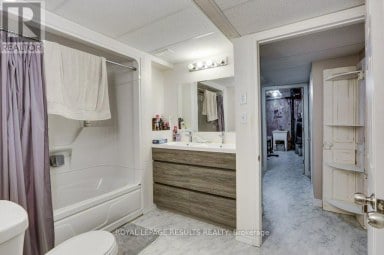 9232 EAST STREET Bayham (Straffordville) Ontario photo 38