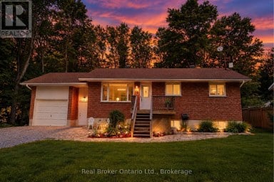 16 MUNDY AVENUE Tiny Ontario photo 2