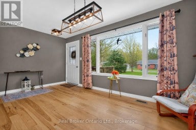 16 MUNDY AVENUE Tiny Ontario photo 5