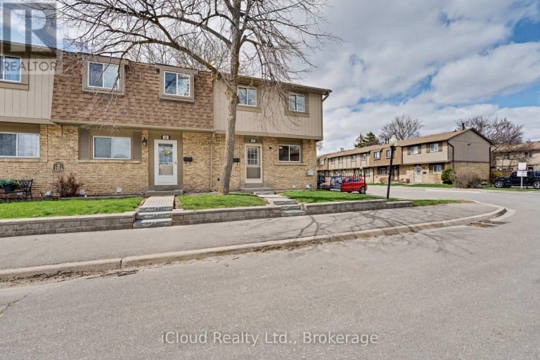 62 - 81 HANSEN ROAD, Brampton (Madoc), Ontario, L6V3C7