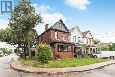 90 BELVIEW AVENUE Hamilton (Crown Point) Ontario photo 1