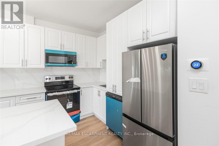 90 BELVIEW AVENUE, Hamilton (Crown Point), Ontario, L8L7K8