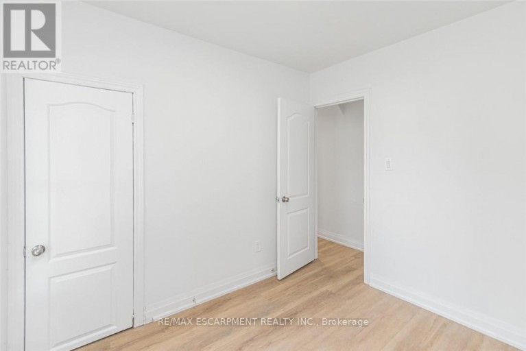 90 BELVIEW AVENUE, Hamilton (Crown Point), Ontario, L8L7K8