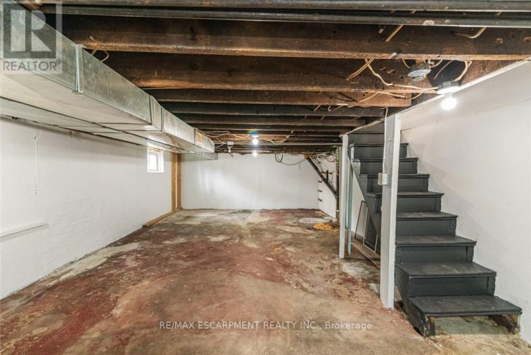 90 BELVIEW AVENUE, Hamilton (Crown Point), Ontario, L8L7K8
