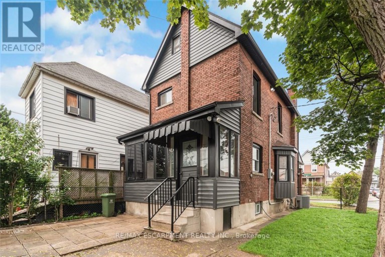 90 BELVIEW AVENUE, Hamilton (Crown Point), Ontario, L8L7K8