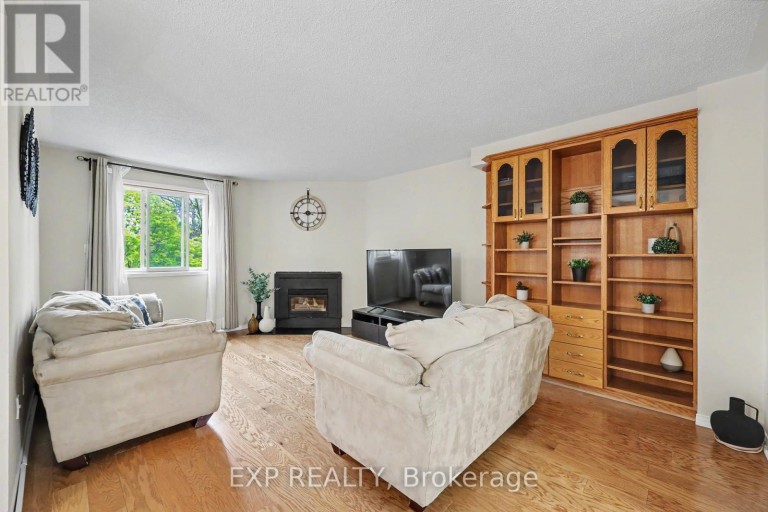47 - 38 ELORA DRIVE, Hamilton (Fessenden), Ontario, L9C7L6