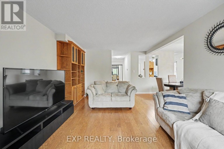 47 - 38 ELORA DRIVE, Hamilton (Fessenden), Ontario, L9C7L6