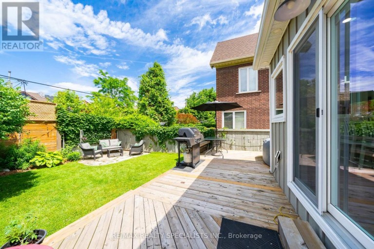 43 OXFORD STREET, Hamilton (Strathcona), Ontario, L8R2W9