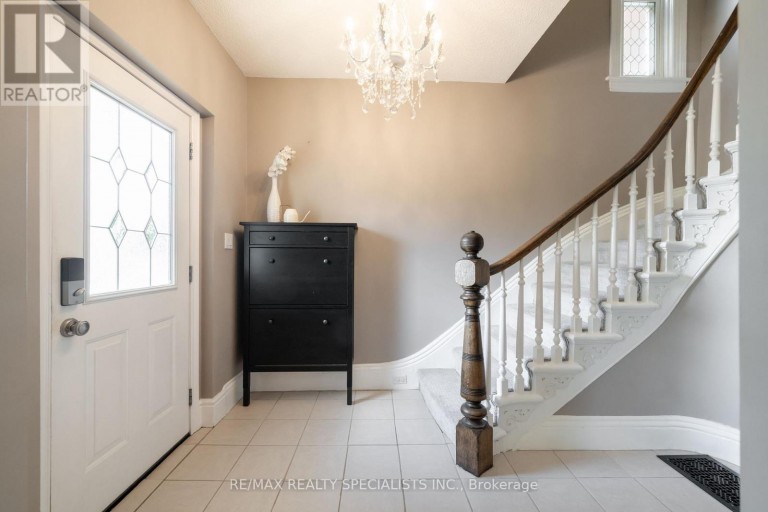43 OXFORD STREET, Hamilton (Strathcona), Ontario, L8R2W9