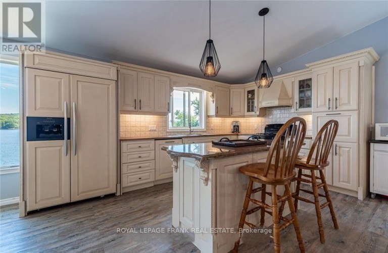 1758 PAPINEAU LAKE ROAD, Hastings Highlands (Wicklow Ward), Ontario, K0L2R0