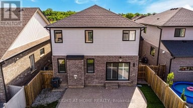 937 LENNON WAY London North (North E) Ontario photo 6