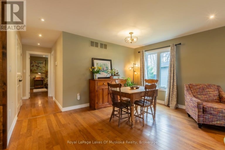 17 HART COURT, Huntsville, Ontario, P1H1T6