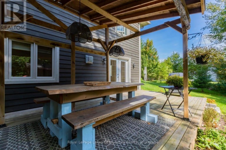 17 HART COURT, Huntsville, Ontario, P1H1T6