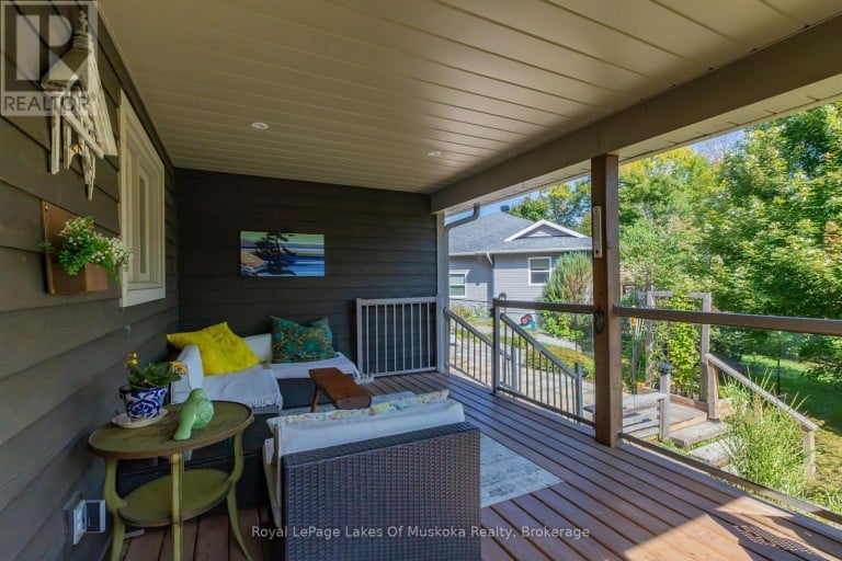 17 HART COURT, Huntsville, Ontario, P1H1T6