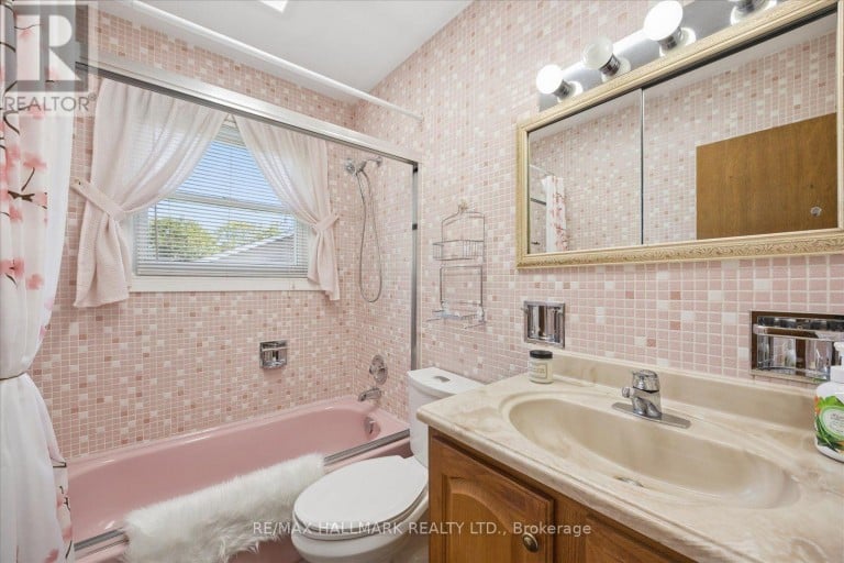 139 ELINOR AVENUE, Toronto (Wexford-Maryvale), Ontario, M1R3H1