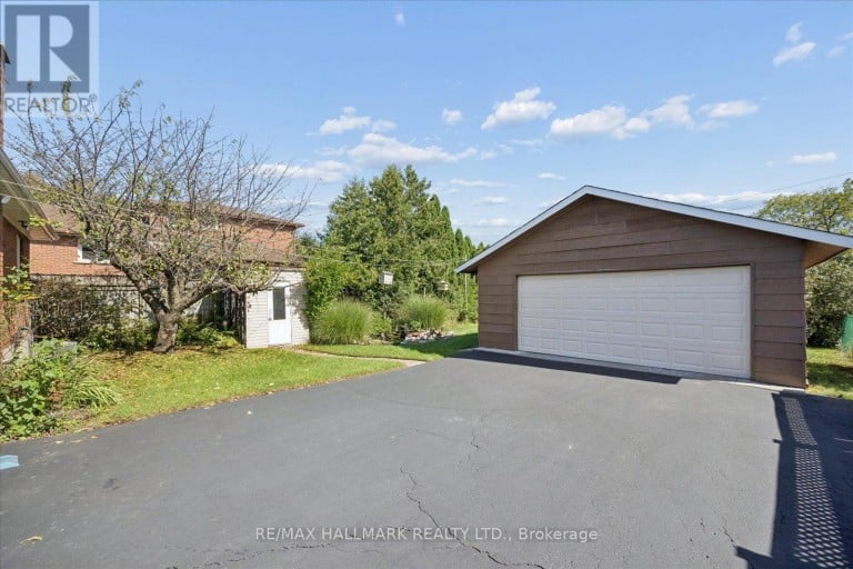 139 ELINOR AVENUE, Toronto (Wexford-Maryvale), Ontario, M1R3H1