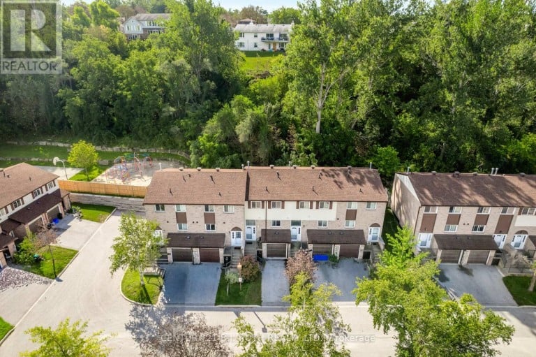 31 - 52 ADELAIDE STREET, Barrie (Allandale), Ontario, L4N3T5
