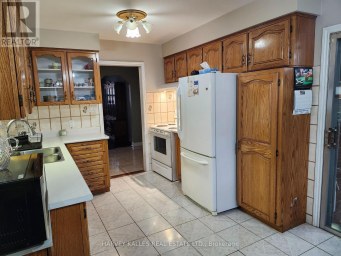 2379 HENSALL STREET Mississauga (Cooksville) Ontario photo 12