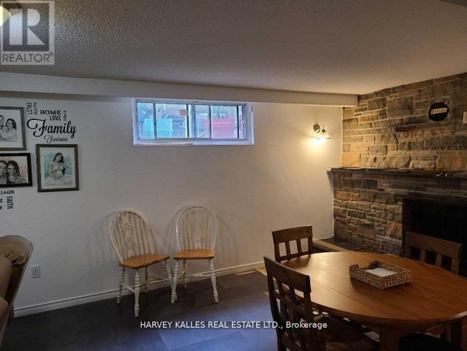 2379 HENSALL STREET, Mississauga (Cooksville), Ontario, L5A2T1