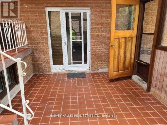 2379 HENSALL STREET Mississauga (Cooksville) Ontario photo 2