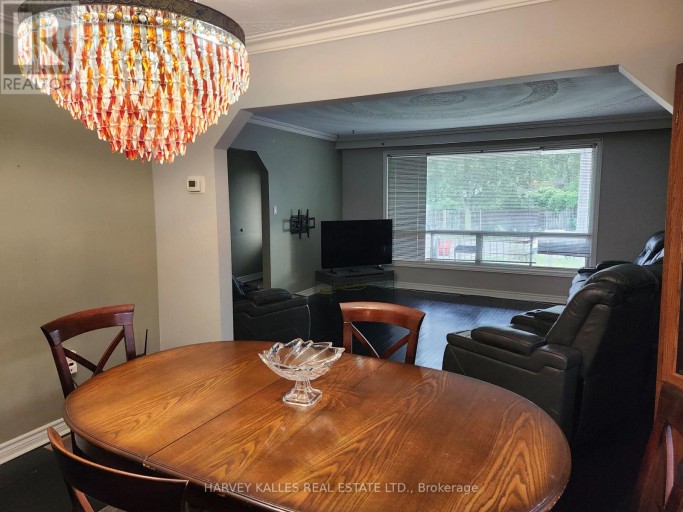 2379 HENSALL STREET, Mississauga (Cooksville), Ontario, L5A2T1