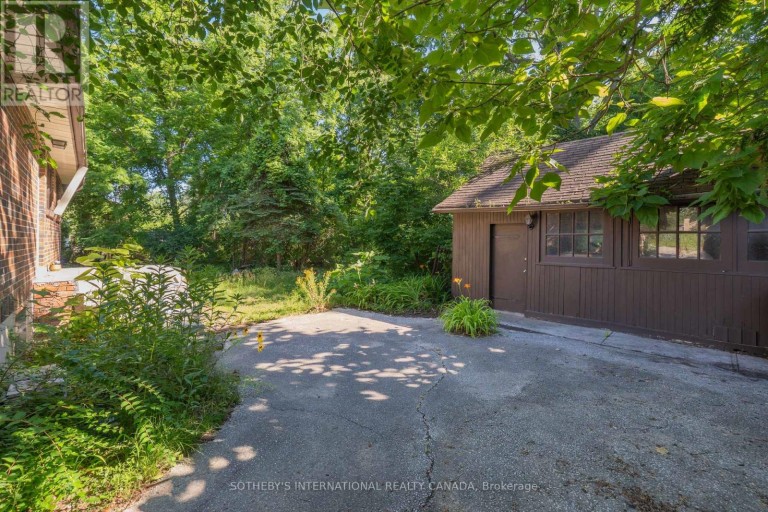 1462 HURONTARIO STREET, Mississauga (Mineola), Ontario, L5G3H4
