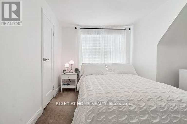 105 GLENRIDGE AVENUE, St. Catharines (Old Glenridge), Ontario, L2R4X5