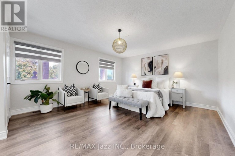 119 ELIZABETH STREET, Oshawa (McLaughlin), Ontario, L1J8L9