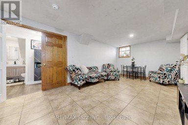 119 ELIZABETH STREET Oshawa (McLaughlin) Ontario photo 36