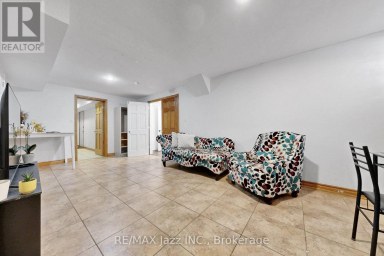 119 ELIZABETH STREET Oshawa (McLaughlin) Ontario photo 37