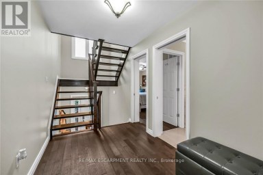 50 KEITH STREET Hamilton (Industrial Sector) Ontario photo 14