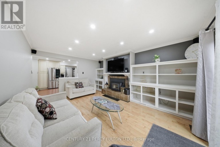 1853 MAPLERIDGE DRIVE, Peterborough (Monaghan Ward 2), Ontario, K9K1R1