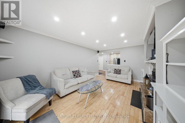 1853 MAPLERIDGE DRIVE, Peterborough (Monaghan Ward 2), Ontario, K9K1R1