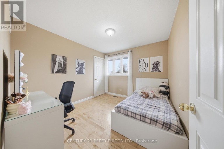 1853 MAPLERIDGE DRIVE, Peterborough (Monaghan Ward 2), Ontario, K9K1R1