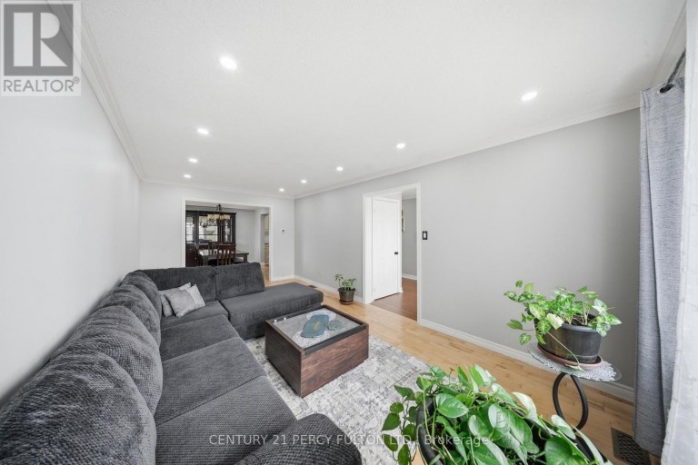 1853 MAPLERIDGE DRIVE, Peterborough (Monaghan Ward 2), Ontario, K9K1R1