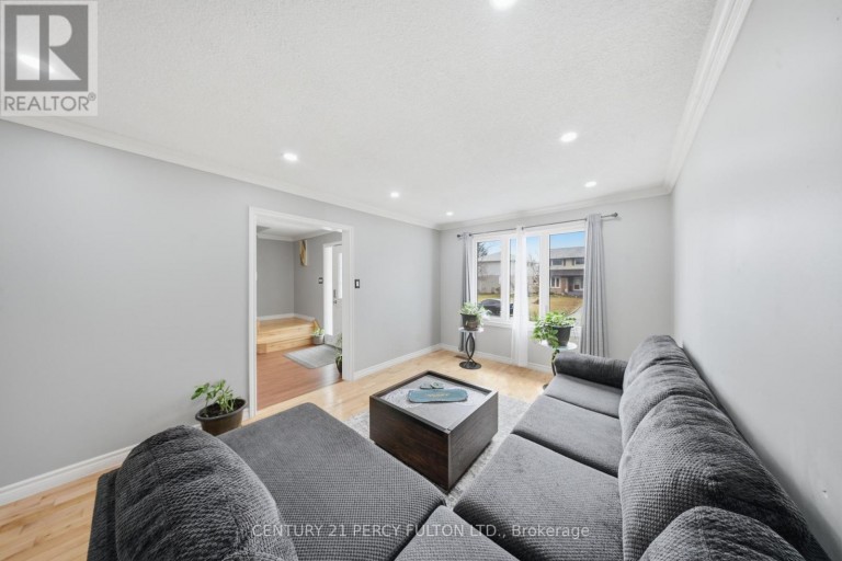 1853 MAPLERIDGE DRIVE, Peterborough (Monaghan Ward 2), Ontario, K9K1R1