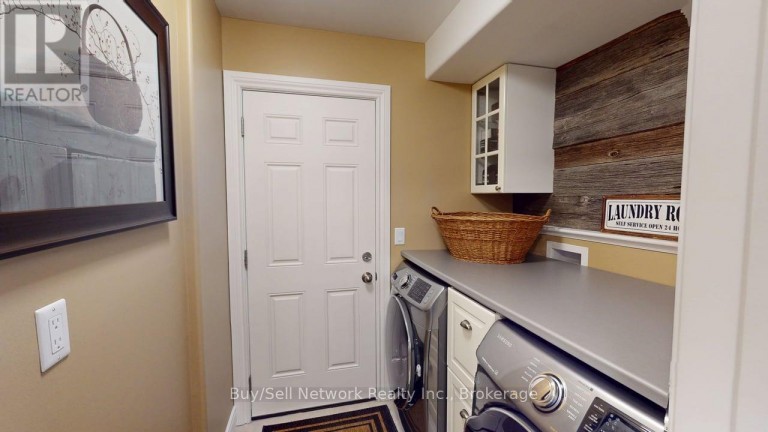 12 SUMMER LANE, Peterborough (Northcrest Ward 5), Ontario, K9L0G4